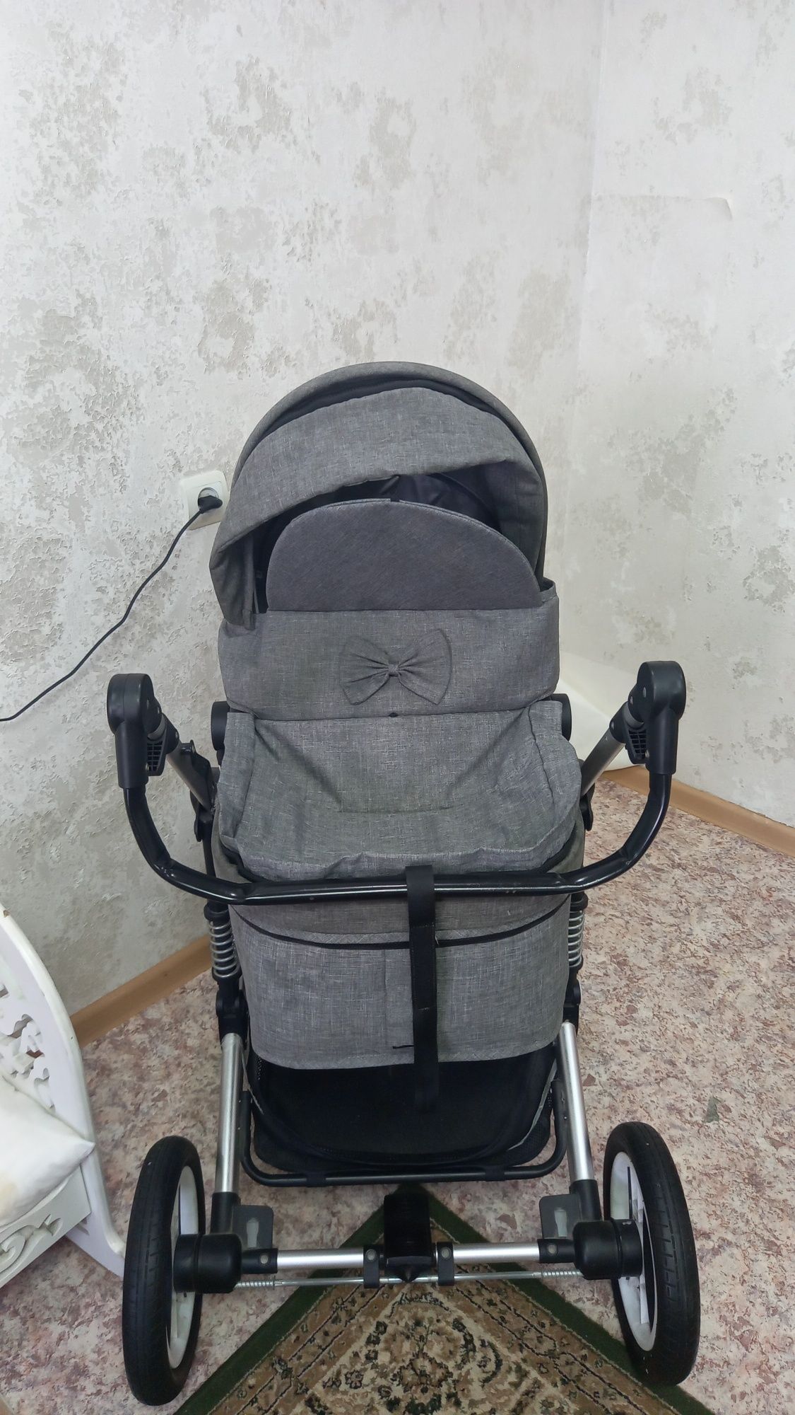 Продам детскую коляску