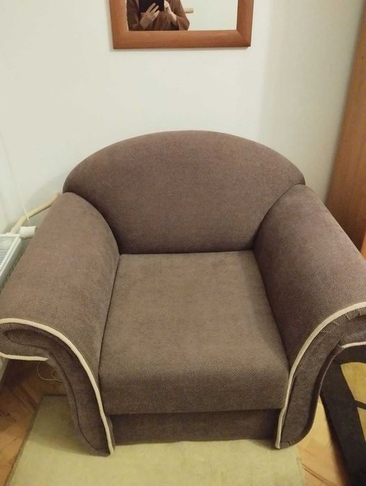 Продавам разтегателен диван