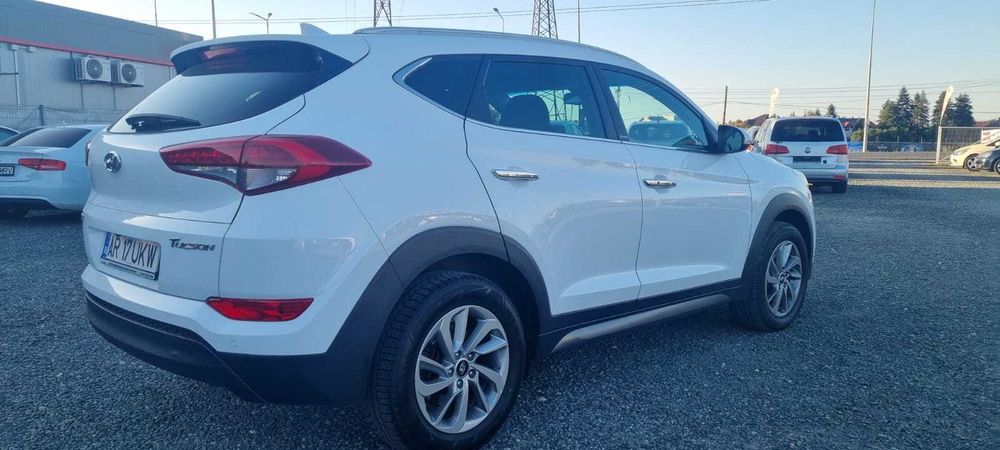 Hyundai Tucson 1.7 Diesel 2016 4x4 Rate sau Cash