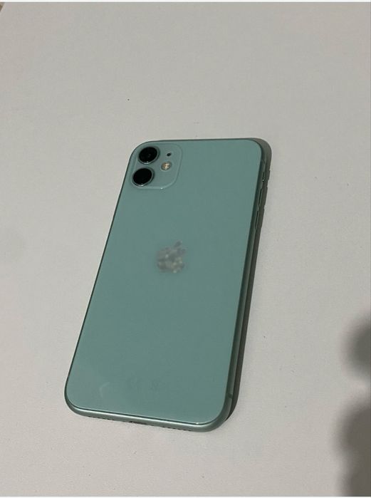 Айфон 11 128 идеал акб 100