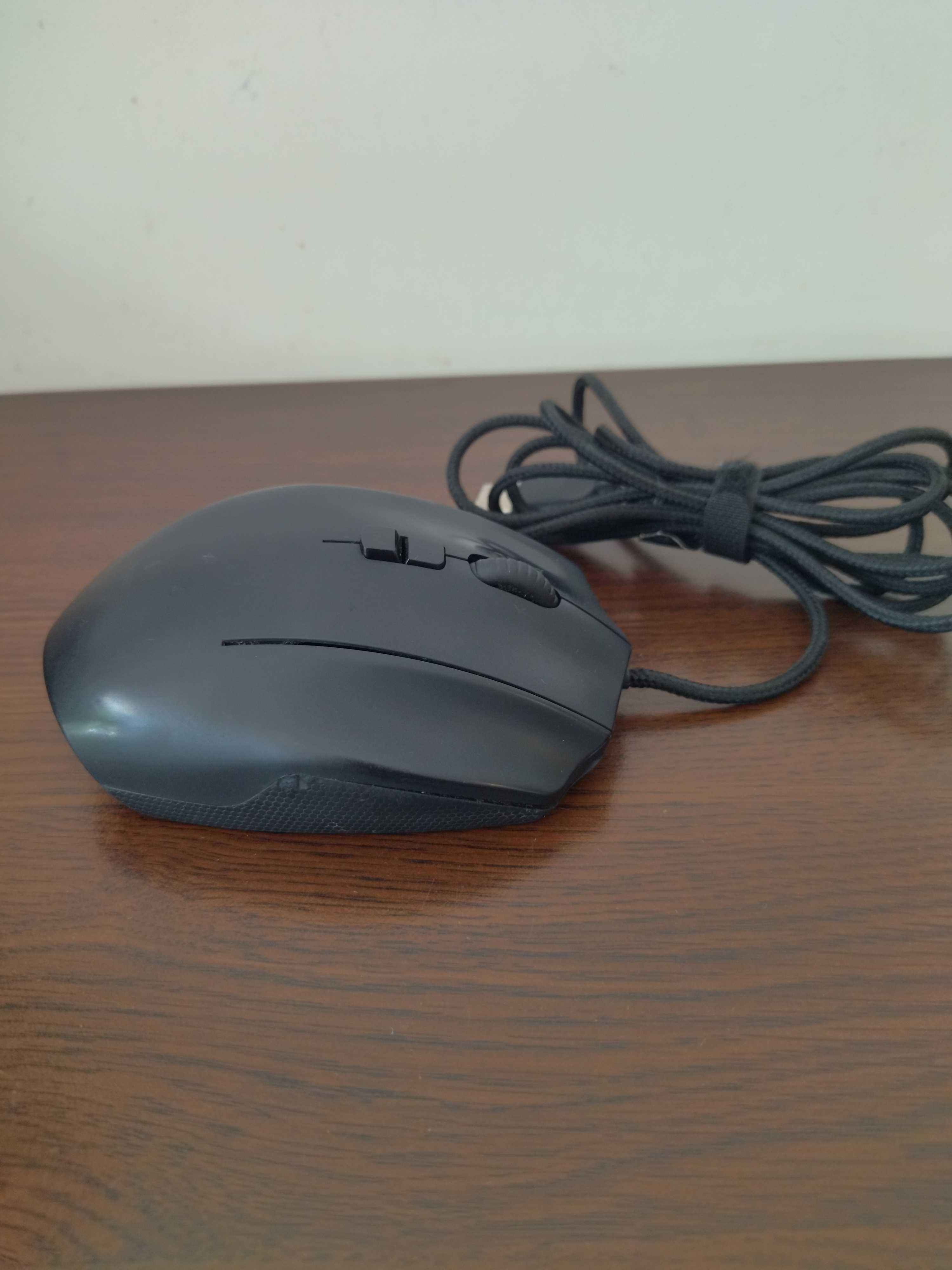 Продавам геймърска мишка Logitech G600 MMO