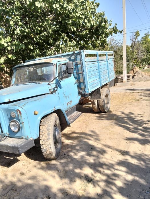 Gaz 52 bortli gruzavoy