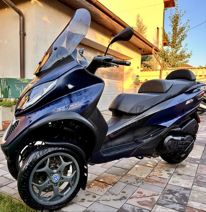 Piaggio 3 roti, piaggio mp3, piaggio 500cc, abs/asr, conduci cu B-ul