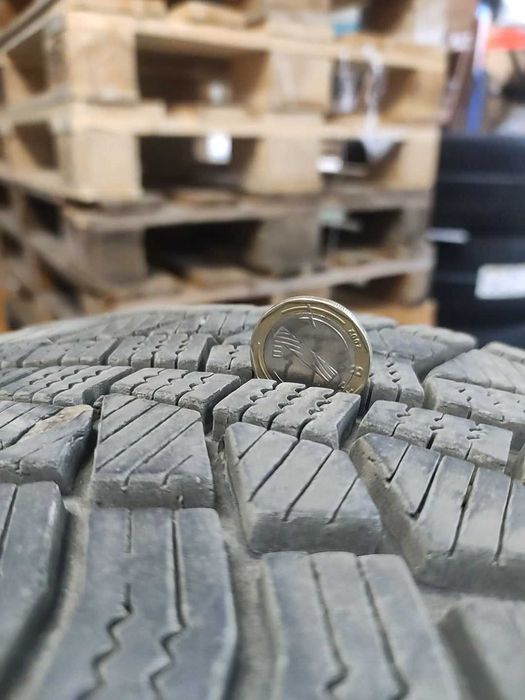 Продавам зимни гуми 4бр