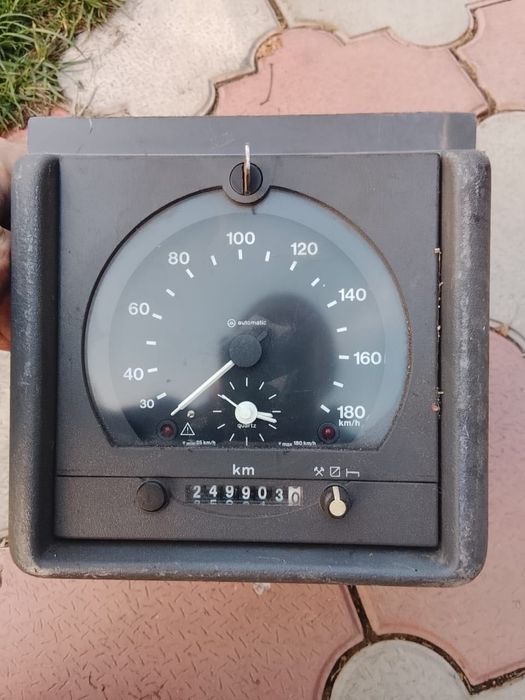 рабочий тахограф, в хорошем состоянии