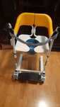 Scaun mecanic de transfer pacientii