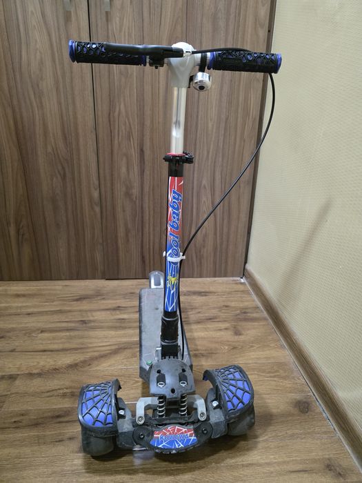 Самокат трехколесный детский (б/у)