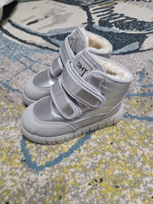 Зимние Сноубутсы на девочку