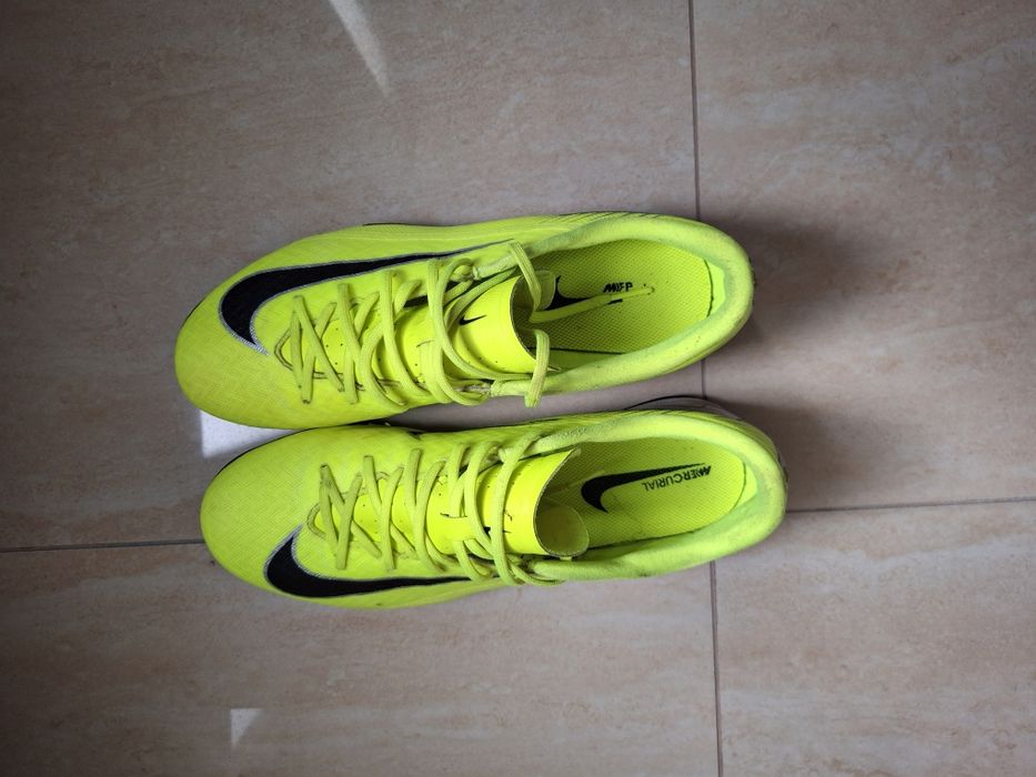 Adidasi/ Ghete fotbal Nike Mercurial, marimea 41 1/3, stare f buna