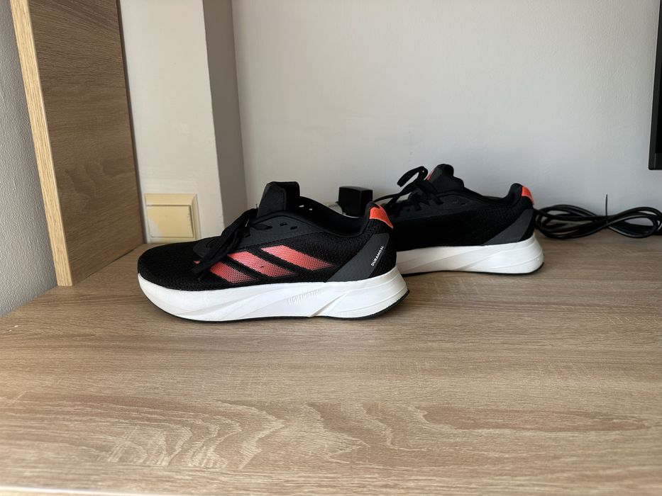 Vând Adidas Duramo SL 40 2/3 in conditie foarte bună