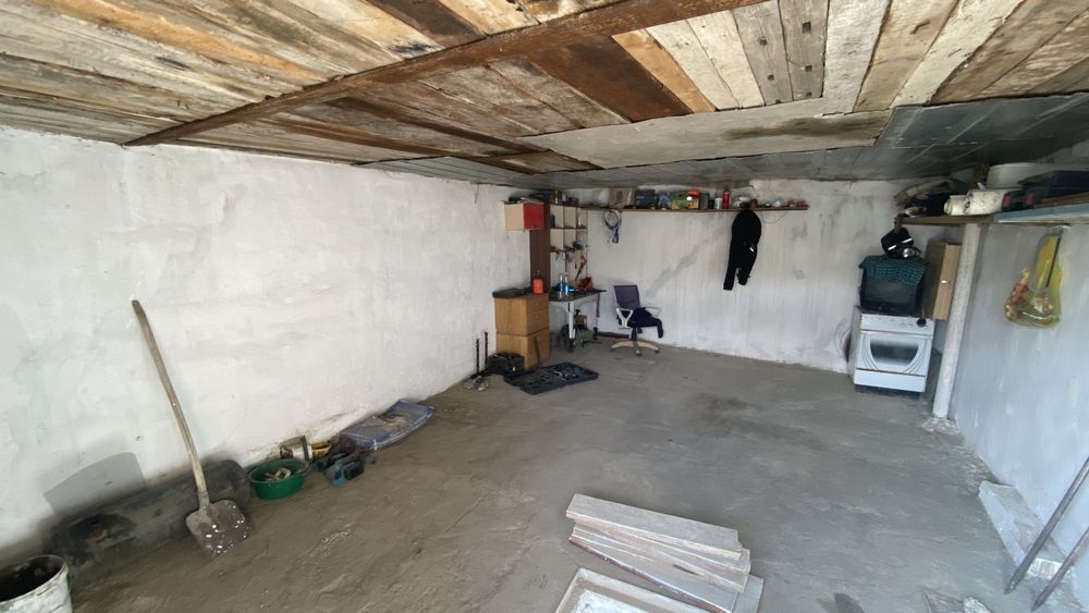 продам гараж за 3 лям в районе хлебзавода за жихаз мебель