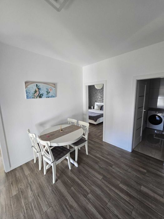 Se inchiriaza Ap. 2 camere + parcare subterana in zona centrala