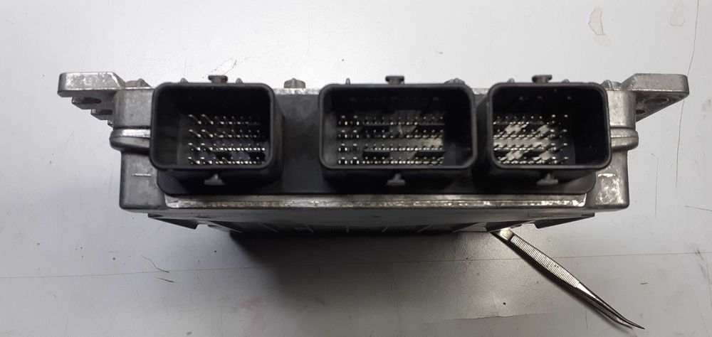 Ecu Sid 801 Siemens 5WS40035A-T Suzuki Vitara