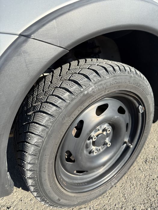 Шины зима с шипами 4 шт