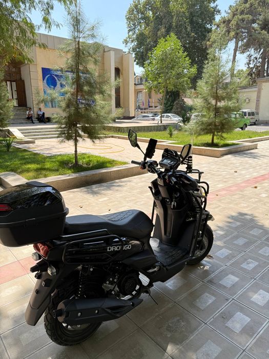 Skuter tank 2 modeli