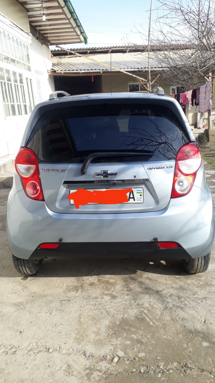 Spark evro 3 mexanika kraska tozza Yili 2014 prabek 138000 metan bor 4