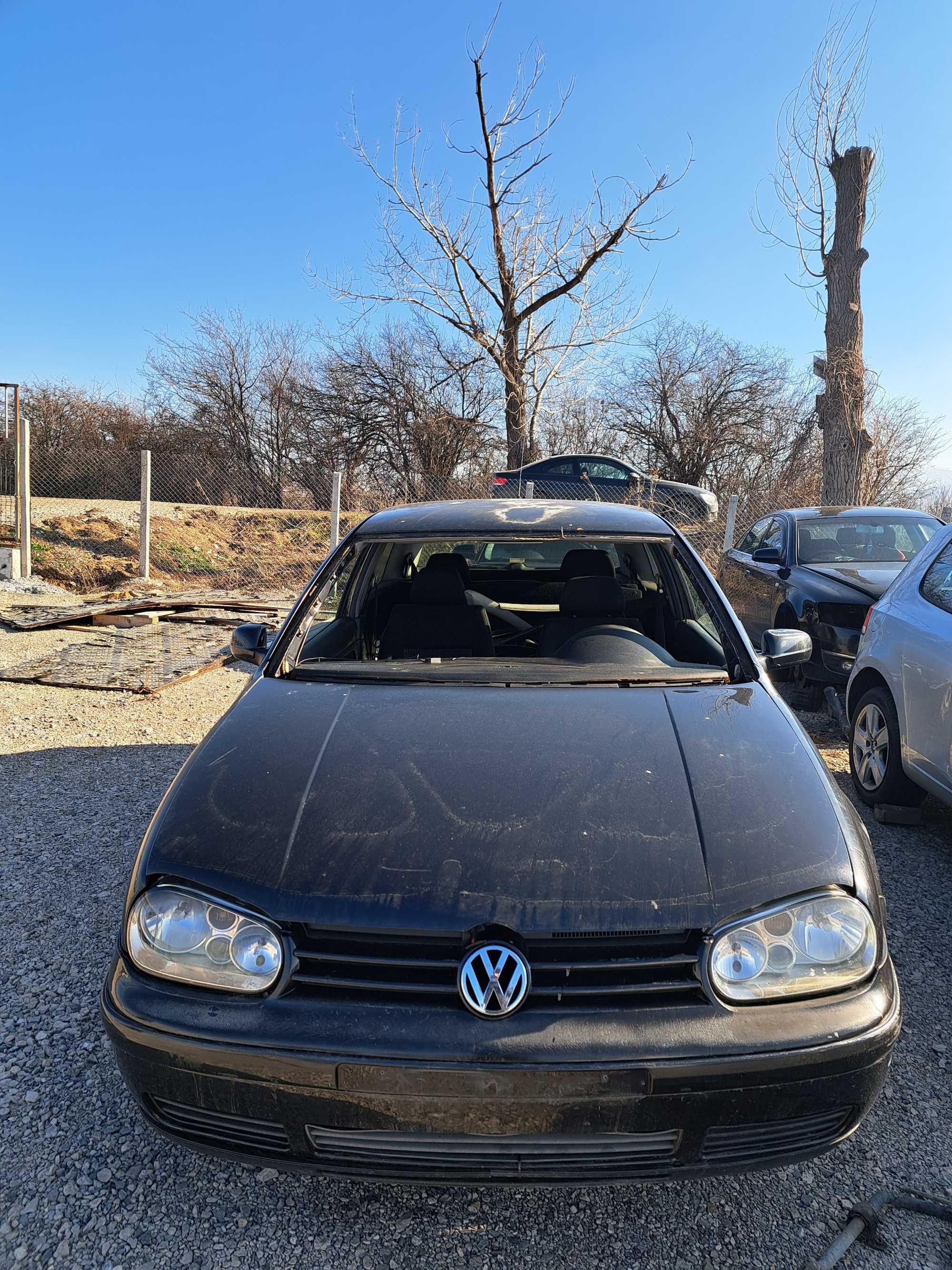 Продавам VW Golf 4 1.9tdi 110кс на части, черен 2 врати, София