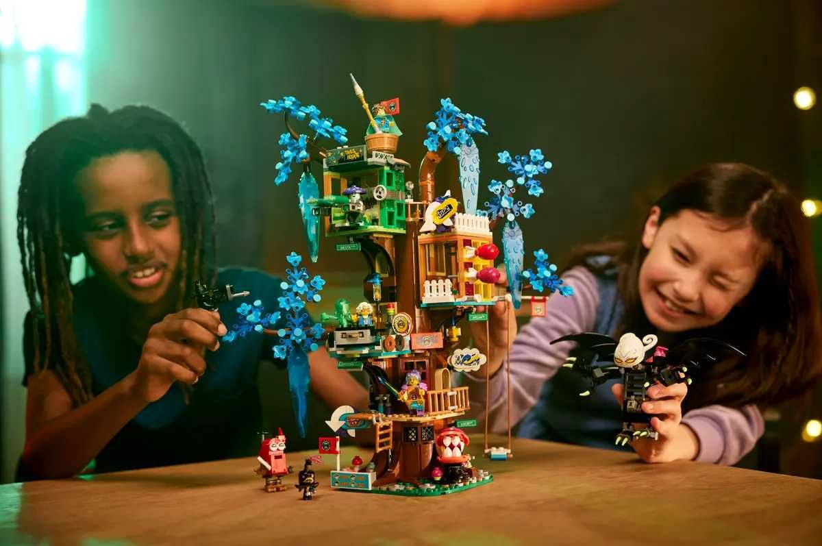 Конструктор LEGO DREAMZzz Фантастический дом на дереве 71461