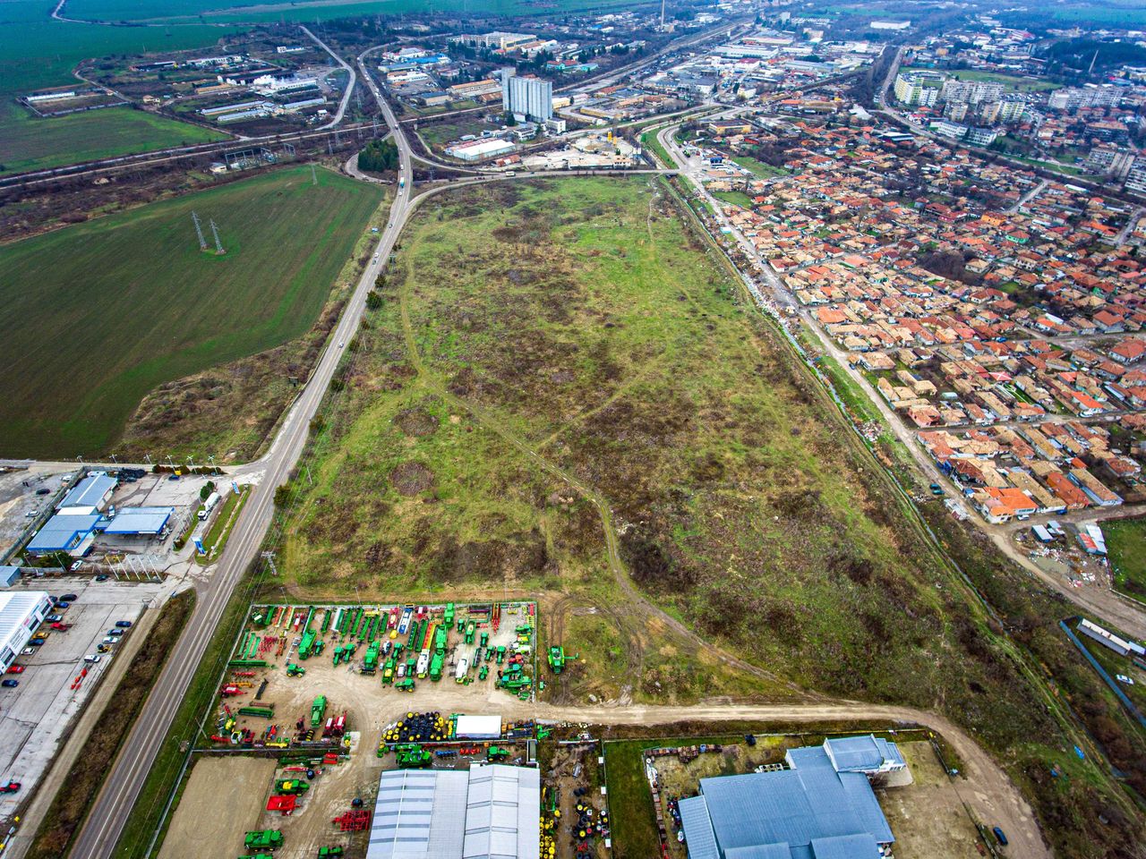 Продава се Парцел в Търговище, Промишлена зона - 2400 кв.м за 39 €/кв.м - Снимка #2