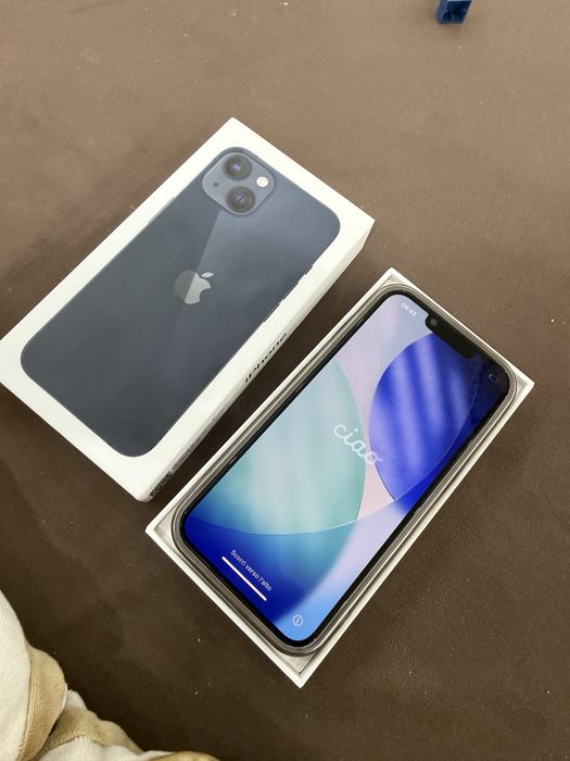 Продам iphone 13