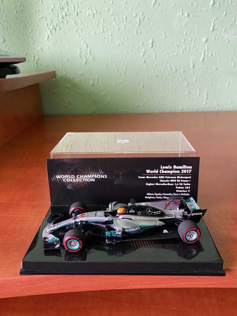 колекция на  Lewis Hamilton Формула 1  Minichamps - мащаб - 1.43