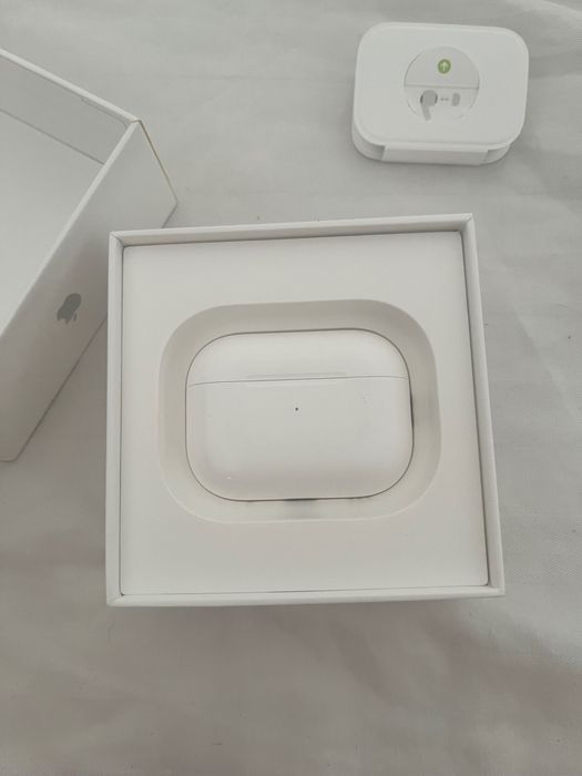 Apple AirPods Pro 2