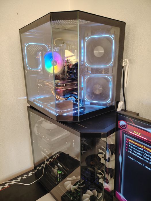 pc gaming cube  black