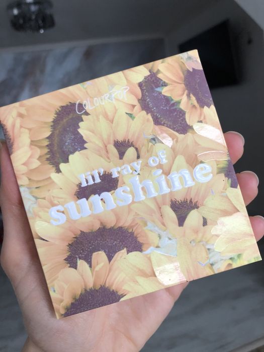 Paletă originala farduri ColourPop