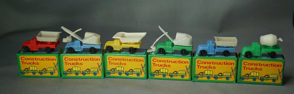 6 Стари Соц. Играчки Фигурки Камиончета строителна техника с кутии