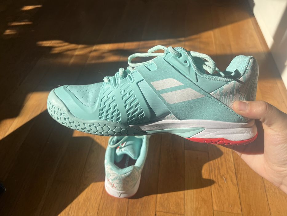 Обувки за спортни дейности