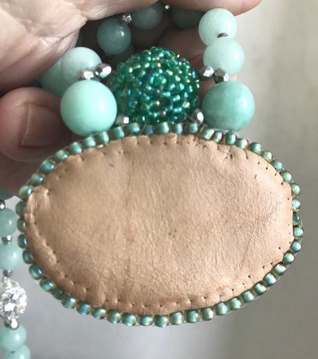 Colier handmade cu amazonit caboson si pietre de amazonit