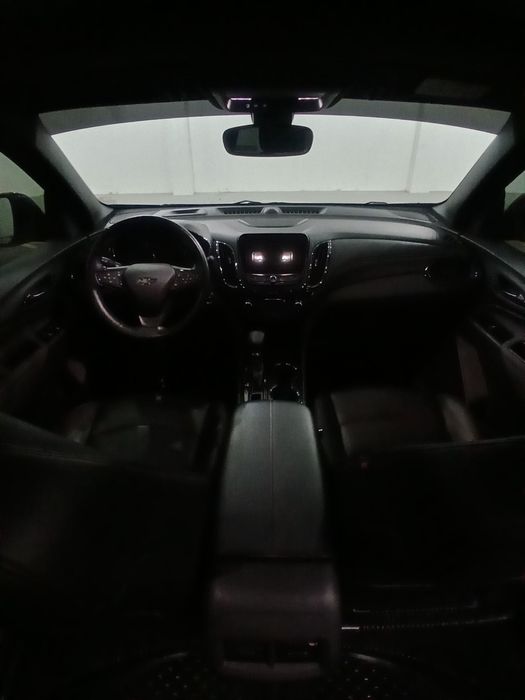 Продаётся EQUINOX 2022 года полный Full комплектации