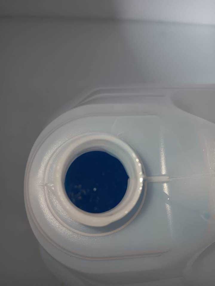 Detergent lichid rufe ITALIA parfumat en-gros 18% 100 buc min