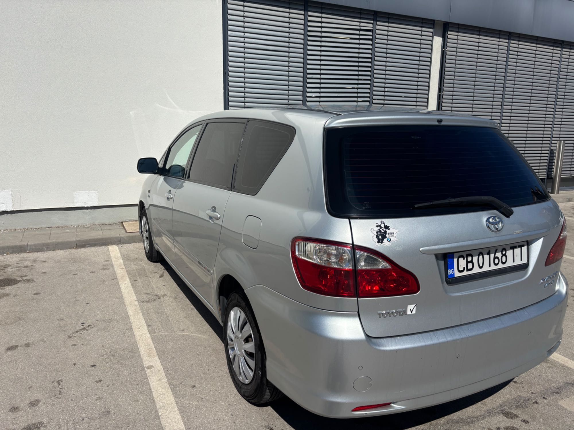 Toyota Avensis Verso