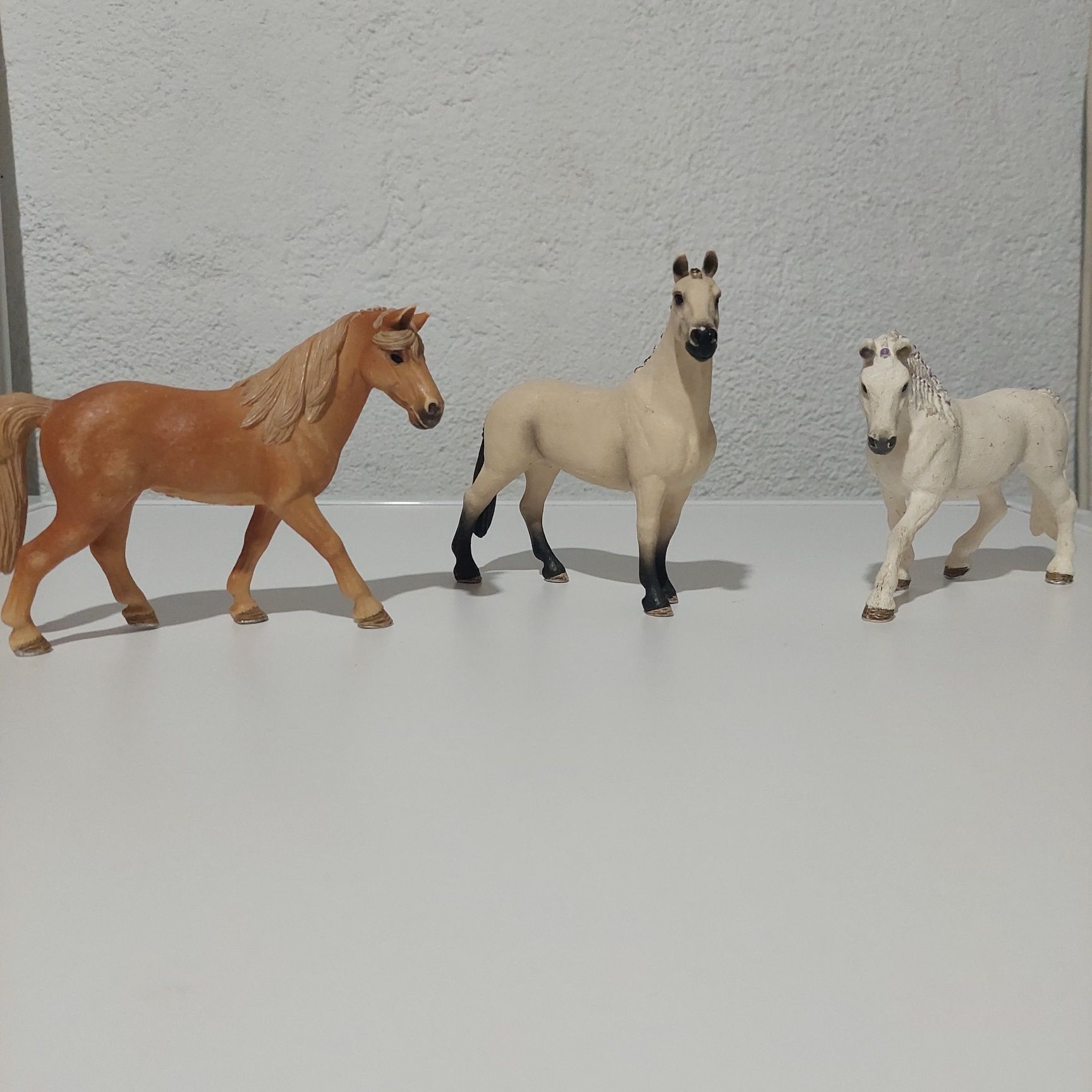 Фигурки на коне Schleich