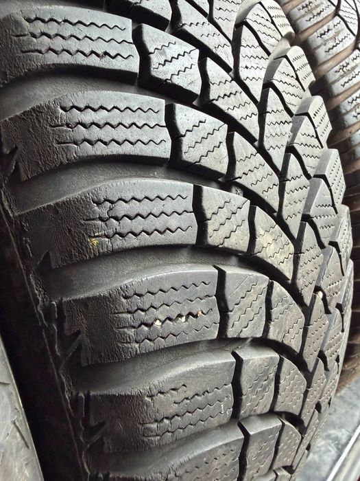 Bridgestone 195/65R15- Stare foarte buna, livrare rapida, garantie!