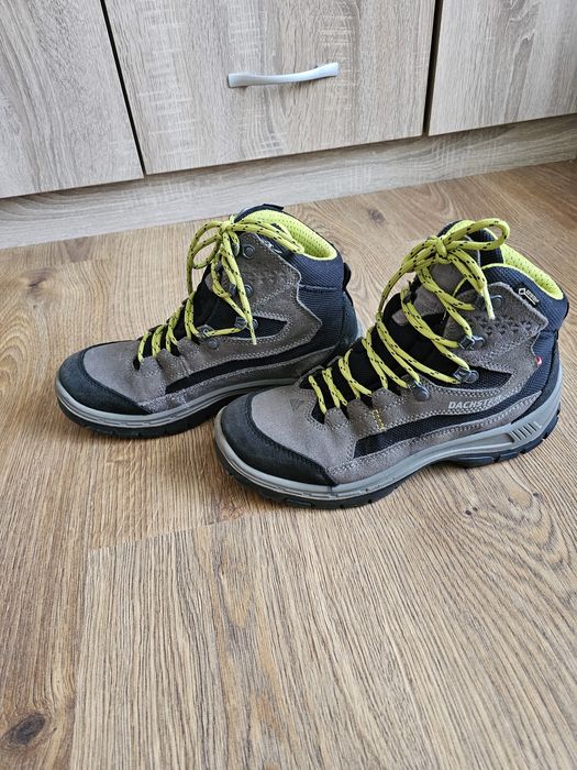 Туристически обувки