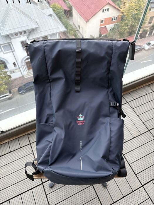 XD Design Urban Rolltop 16 ghiozdan ploaie