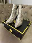 Buffalo snake skin boa