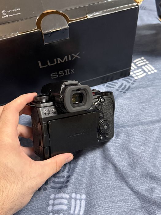 Camera Lumix S5IIx