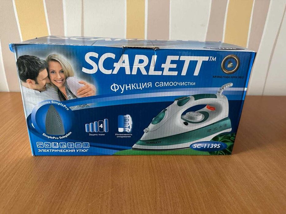 Продам утюг паровой Scarlett. Новый.