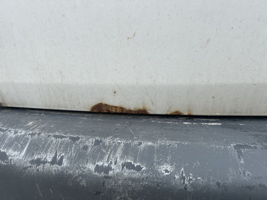 Usa spate dreapta vw cady an 2004-2009 culoare alb FARA STICLA