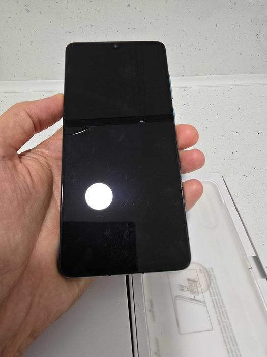 Huawei P30 • 128GB • 6GB RAM • Aurora • Отлично състояние + кутия