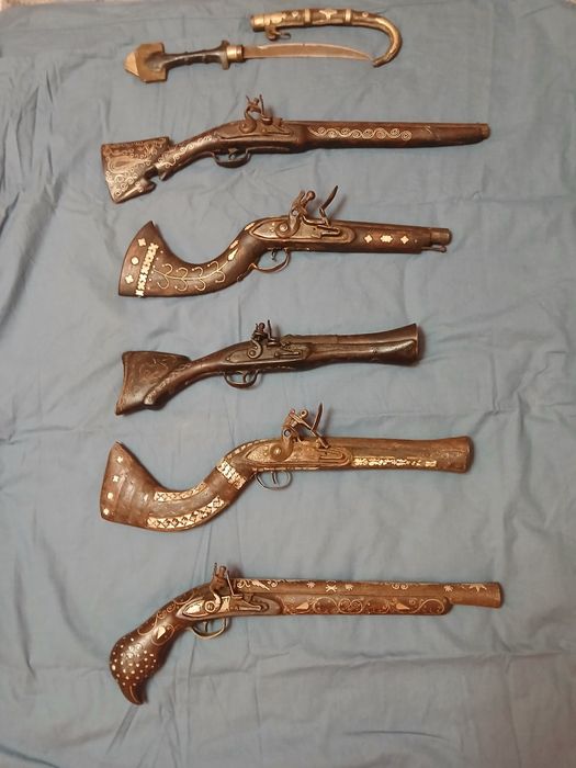 За механа  Кремъклийки каракулак нож ятаган щик сабя меч кремъклия