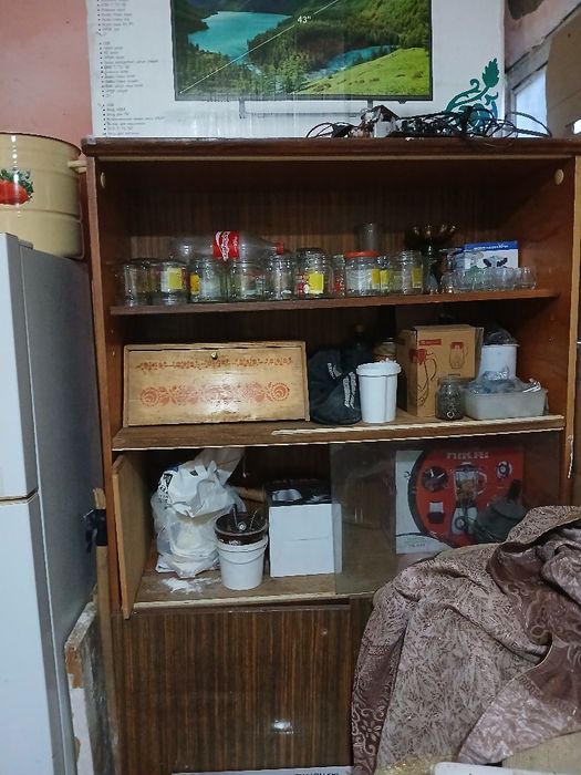 3ta shkaf sotiladi arzonga beramiz