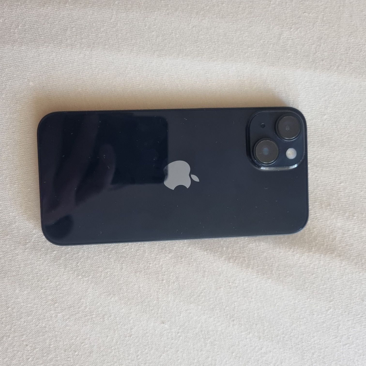 iPhone 14 256 GB неразличим от нов