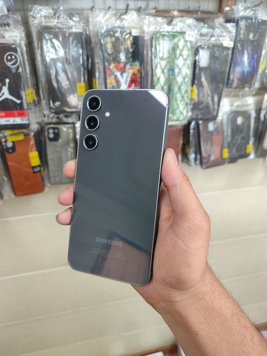 Samsung s23fe sotiladi 256/8gb