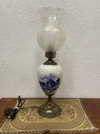 Холандска порцеланова лампа с месингова основа
