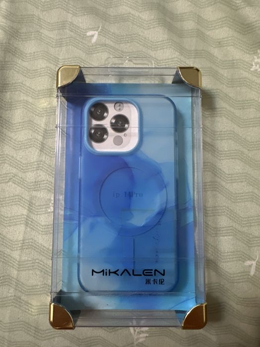 Продам чехол новый