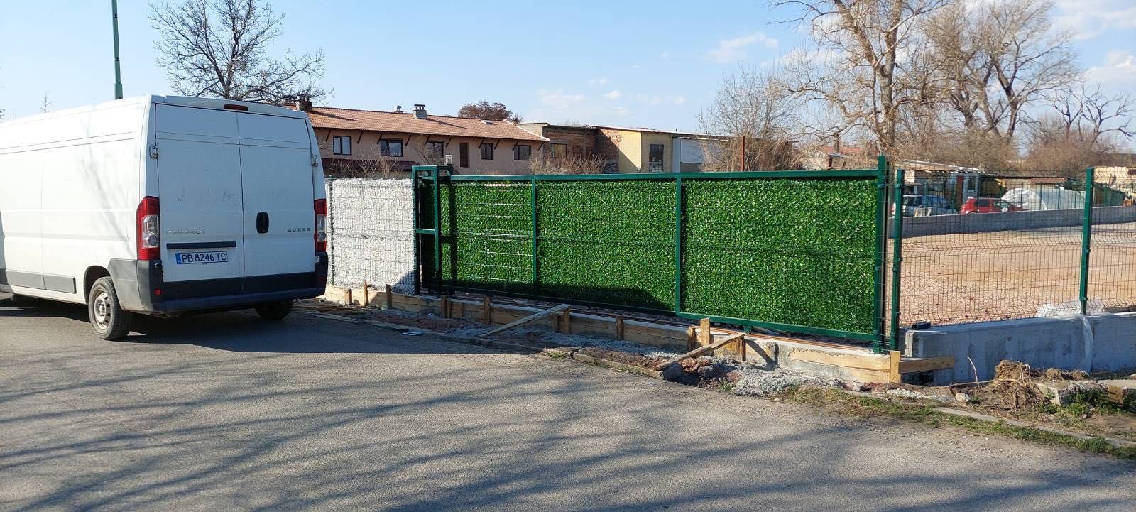 Оградни пана, колове, декоративна мрежа, вратички